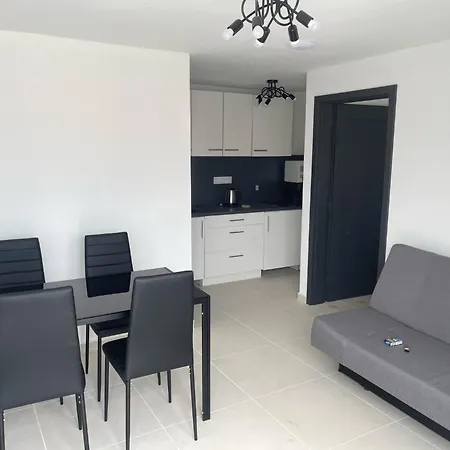 Melissa Apartment *