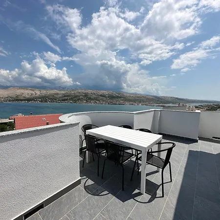 Melissa Apartment