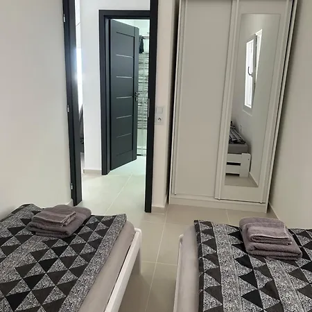 Melissa Apartment
