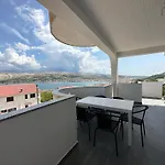 Melissa Apartamento Pag Town